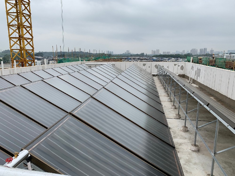 南寧園藝路學校太陽能熱水工程順利交工